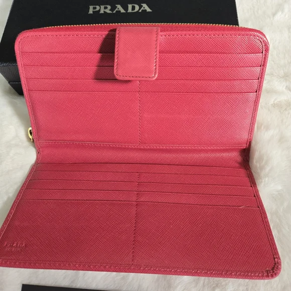 Prada Peonia Pink Zip Around Wallet w/Registration card & Original Box - EUC - Picture 5 of 16